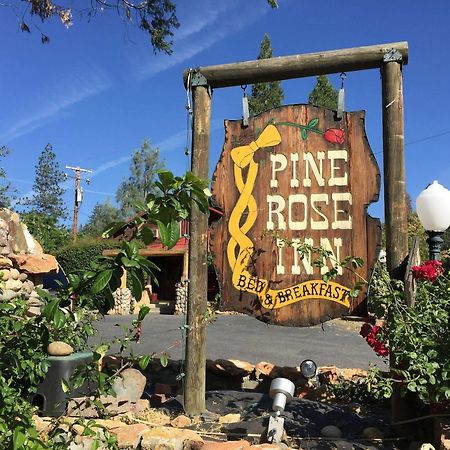 Pine Rose Inn Oakhurst Eksteriør bilde